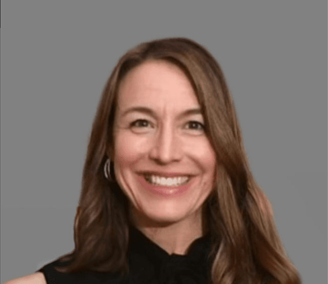 Consuela Hertz Headshot